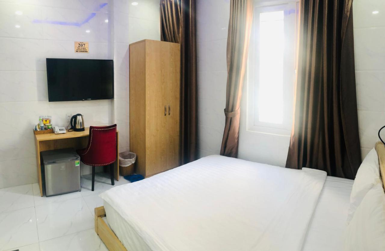 Khách sạn 2z Hotel- 149 Lê Thị Riêng *